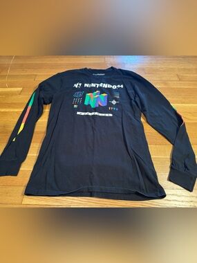 Nintendo Black Long sleeve